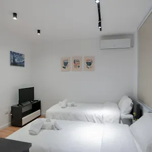 Apartament La Gioia, Tirana
